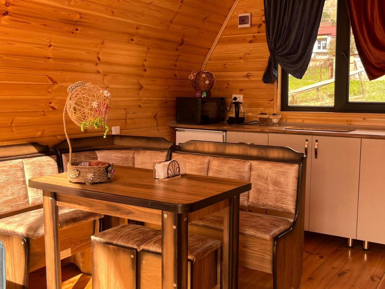 Vaso-Levani Kazbegi Cottage Eksteriør billede